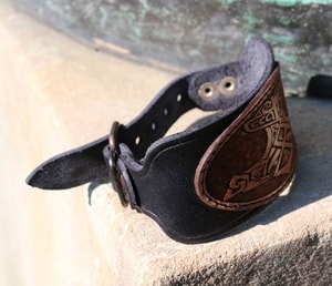 THOR'S HAMMER, LEATHER BRACELET - WRISTBANDS{% if kategorie.adresa_nazvy[0] != zbozi.kategorie.nazev %} - LEATHER PRODUCTS{% endif %}