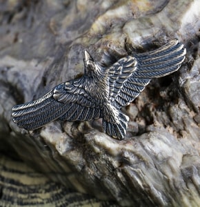 Flying CROW - Raven pendant, bronze