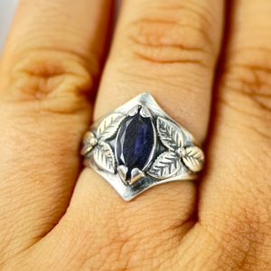 SHAMROCK, ring, iolite, sterling silver