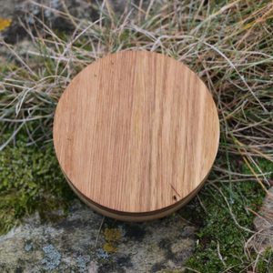 MOLDAVITE oak box for collectors of stones, moldavite and bracelets