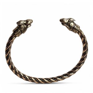 Irish hare, bracelet, bronze