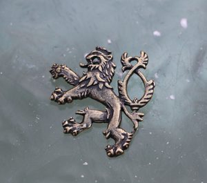 HERALDIC TWO-TAILED LION, PENDANT, BRASS PLATED - OLD SLAVS{% if kategorie.adresa_nazvy[0] != zbozi.kategorie.nazev %} - BUSHCRAFT, LIVING HISTORY, CRAFTS{% endif %}