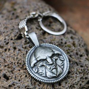 TRIGLAV SLAVIC GOD, KEYCHAIN, ZINC - PORTE-CLÉS EN MÉTAL ET CUIR{% if kategorie.adresa_nazvy[0] != zbozi.kategorie.nazev %} - BIJOUTERIE{% endif %}