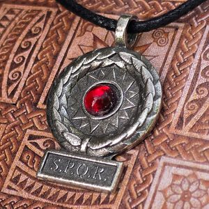 Pendant Roma Victor, red