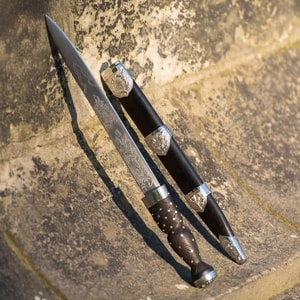 SCOTTISH DIRK, dagger with thistles