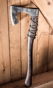 RAGNAR, mittelalterlicher Bart, Axt