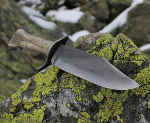 HOLT, Bowie knife with antler, hamon hardening