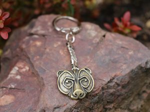 URSUS, BEAR KEYCHAIN, ZINC ANT. BRASS - KEYCHAINS{% if kategorie.adresa_nazvy[0] != zbozi.kategorie.nazev %} - JEWELLERY - BRONZE, ZINC{% endif %}