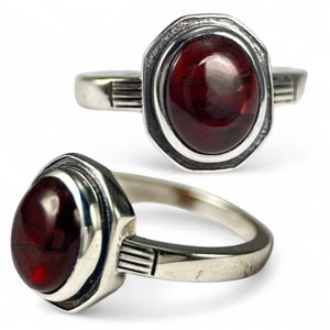 Medieval silver ring with garnet, Ag 925/1000