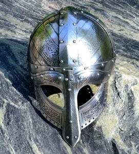 NJORD, CASQUE DE VIKING 2MM - CASQUES VIKINGS ET À NASALE{% if kategorie.adresa_nazvy[0] != zbozi.kategorie.nazev %} - ARMURES ET BOUCLIERS{% endif %}