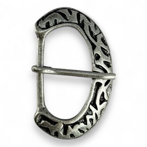 Boucle de ceinture, début du Moyen Âge, zinc