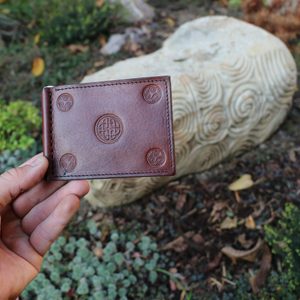 CELTIC - LEATHER POCKET WALLET - WALLETS{% if kategorie.adresa_nazvy[0] != zbozi.kategorie.nazev %} - LEATHER PRODUCTS{% endif %}