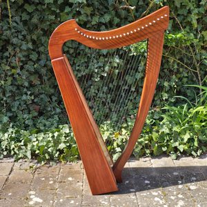 Irish Harp, 27 strings
