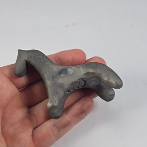 Cheval, figurine médiévale