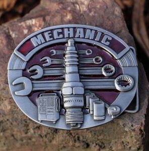 Mechanic, belt buckle