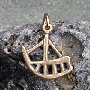 FANAS, Sámi boat, pendant, bronze