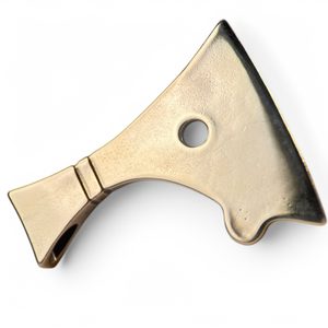 Grande hache en bronze de Perun