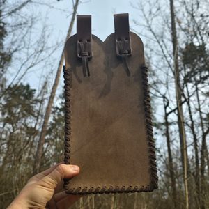 BELT CROSSBOW QUIVER