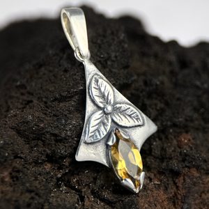SHAMROCK, pendant, silver 925 and citrine