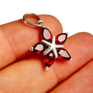ERYDA, silver pendant, garnet Ag 925/1000