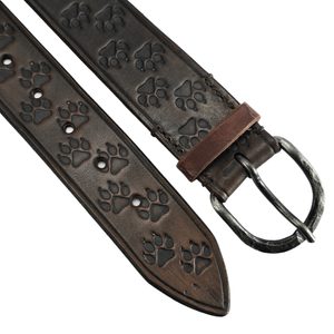Ceinture en cuir, traces de loup