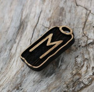 EHWAZ - RUNE - FUTHARK, WOOD - RUNE PENDANTS{% if kategorie.adresa_nazvy[0] != zbozi.kategorie.nazev %} - JEWELLERY - BRONZE, ZINC{% endif %}