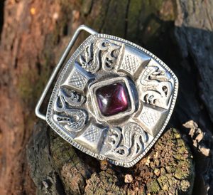 NOBLEMAN BELT BUCKLE WITH GLASS