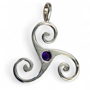 Celtic triskel, pendant, amethyst, silver 925/1000