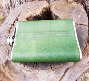 HIP FLASK, CERNUNNOS - BOTTLES, HIP FLASKS{% if kategorie.adresa_nazvy[0] != zbozi.kategorie.nazev %} - LEATHER PRODUCTS{% endif %}