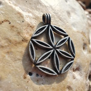 SVARGA, SLAVIC AMULET, ZINC - ALL PENDANTS, OUR PRODUCTION{% if kategorie.adresa_nazvy[0] != zbozi.kategorie.nazev %} - JEWELLERY - BRONZE, ZINC{% endif %}