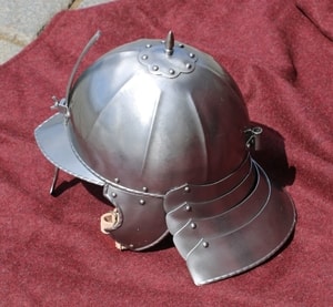 LOBSTER-TAILED POT HELMET, 17TH CENTURY - OTHER HELMETS{% if kategorie.adresa_nazvy[0] != zbozi.kategorie.nazev %} - ARMOUR HELMETS, SHIELDS{% endif %}