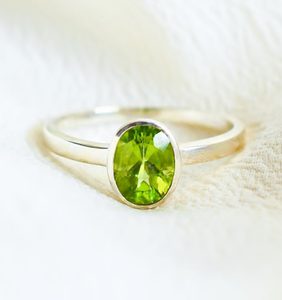 RIVA, silver ring, peridot Ag 925/1000