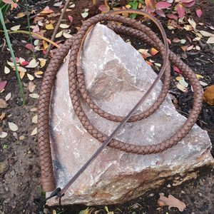 BRAIDED LEATHER COW WHIP, BROWN - KEYCHAINS, WHIPS, OTHER{% if kategorie.adresa_nazvy[0] != zbozi.kategorie.nazev %} - LEATHER PRODUCTS{% endif %}