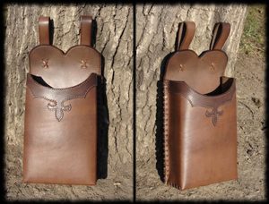 BELT CROSSBOW QUIVER