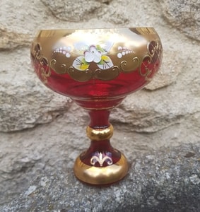 FELICIA - GOBLET, CZECH GLASS, HIGH ENAMEL - HISTORICAL GLASS{% if kategorie.adresa_nazvy[0] != zbozi.kategorie.nazev %} - CERAMICS, GLASS{% endif %}