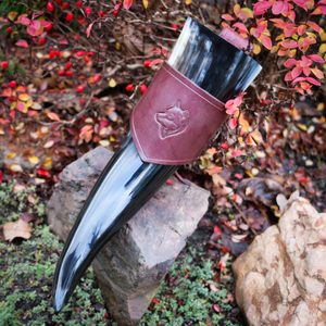 WOLF LEATHER HORN HOLDER - DRINKING HORNS{% if kategorie.adresa_nazvy[0] != zbozi.kategorie.nazev %} - HORN PRODUCTS{% endif %}