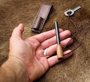 FIRESTEEL and CASE, system PERUNIKA