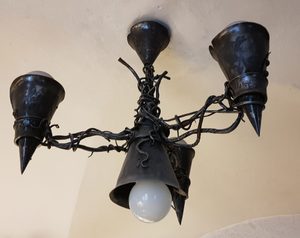 GOTHICA - FORGED CHANDELIER - FORGED IRON HOME ACCESSORIES{% if kategorie.adresa_nazvy[0] != zbozi.kategorie.nazev %} - SMITHY WORKS, COINS{% endif %}