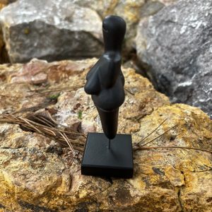 VENUS VON DOLNI VESTONICE - SLAWISCHEN STATUEN{% if kategorie.adresa_nazvy[0] != zbozi.kategorie.nazev %} - HOME DECOR{% endif %}