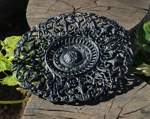 PLATE - ROSE, CAST IRON, DECORATION - FORGED IRON HOME ACCESSORIES{% if kategorie.adresa_nazvy[0] != zbozi.kategorie.nazev %} - SMITHY WORKS, COINS{% endif %}
