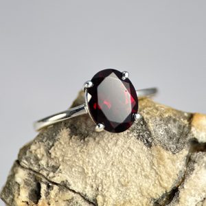 ALIOTH, ring, garnet silver 925/1000