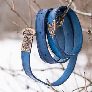 Bleu Roi, ceinture en cuir médiévale