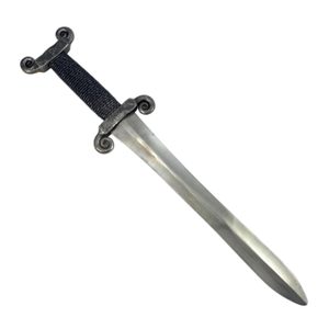 Glas Gaibhnenn, Celtic dagger/sword