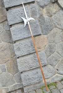 RENAISSANCE HALBERD, REPLICA OF A POLE WEAPON - AXES, POLEWEAPONS{% if kategorie.adresa_nazvy[0] != zbozi.kategorie.nazev %} - WEAPONS - SWORDS, AXES, KNIVES{% endif %}