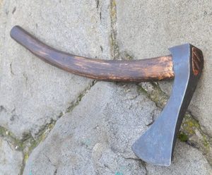FRANCISCA, HAND FORGED REPLICA OF AN AXE - AXES, POLEWEAPONS{% if kategorie.adresa_nazvy[0] != zbozi.kategorie.nazev %} - WEAPONS - SWORDS, AXES, KNIVES{% endif %}