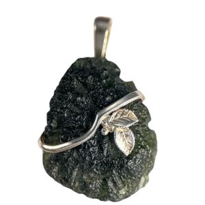 KATICA, MOLDAVITE, silver pendant Ag 925