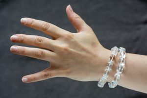 QUARTZ - CRYSTAL, BRACELET - FANTASY JEWELS{% if kategorie.adresa_nazvy[0] != zbozi.kategorie.nazev %} - JEWELLERY - BRONZE, ZINC{% endif %}