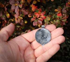 BATTERSEA, LUXURY PENDANT, SILVER AND MOLDAVITE - PENDANTS{% if kategorie.adresa_nazvy[0] != zbozi.kategorie.nazev %} - SILVER JEWELLERY{% endif %}