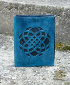 LEATHER NOTEPAD COVER WITH MANDALA - KEYCHAINS, WHIPS, OTHER{% if kategorie.adresa_nazvy[0] != zbozi.kategorie.nazev %} - LEATHER PRODUCTS{% endif %}