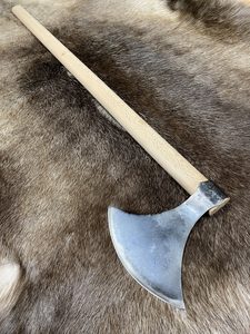 VIKING AXE - DANEAXE - SHARP - AXES, POLEWEAPONS{% if kategorie.adresa_nazvy[0] != zbozi.kategorie.nazev %} - WEAPONS - SWORDS, AXES, KNIVES{% endif %}